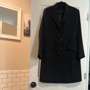 Sophisticated Black Trench Coat - Made in Belarus